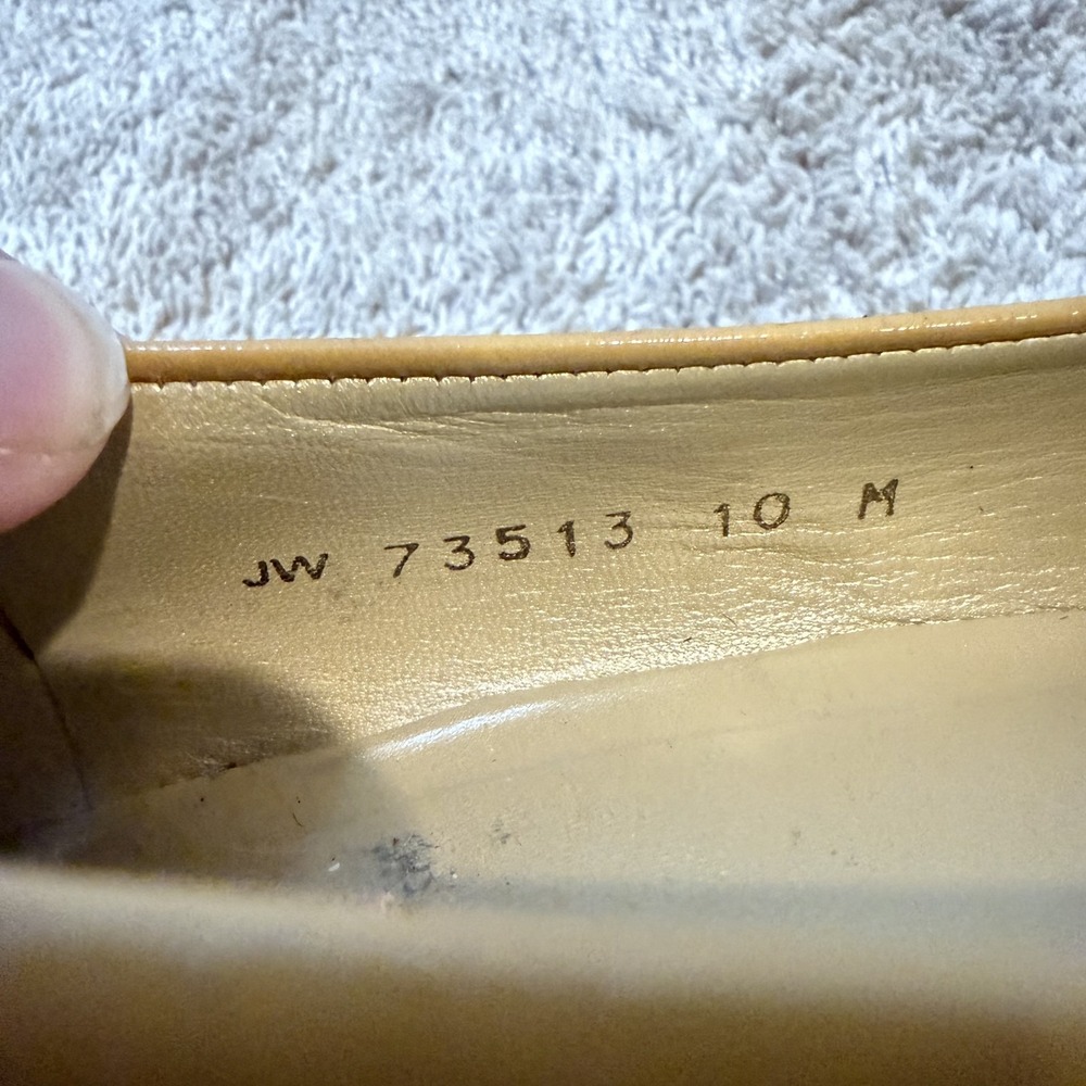 Stuart Weitzman Shoes Womens Size 10 Yellow Studded Bow Wedge Pumps JW73513 - Picture 8 of 9